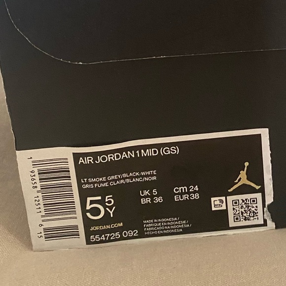 Jordan 1 Mid Light Smoke Grey size 5.5Y - Picture 6 of 6